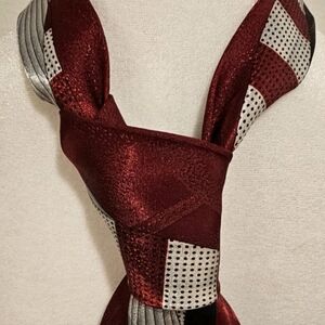 Hansom Red Geometric Tie